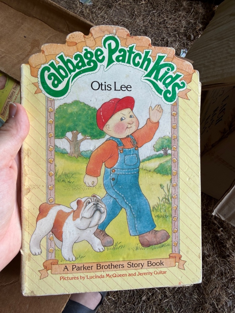Cabbage Patch Kids Otis Lee Story Book - Blue, Red, Orange